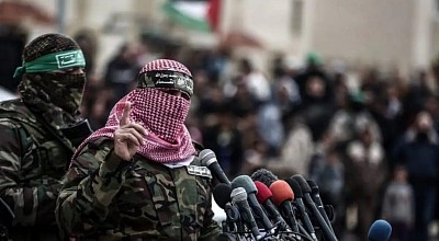 Abu Obeida announces the names of the 6 prisoners, Abu Obeida, the official spokesman for the Qassam Brigades