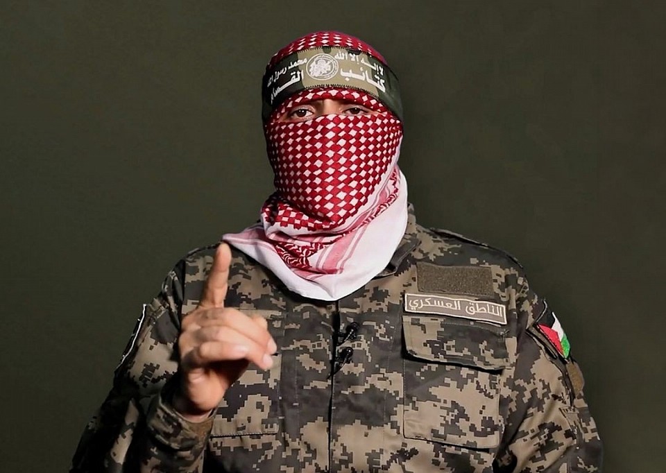 Al-Qassam Brigades  : We monitored  the withdrawal of a destroyed vehicle and the landing of helicopters to evacuate the site of the Zionist attack east of Khan Yunis.