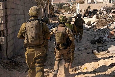 A large group of Israeli soldiers was killed in Khan Yunis.